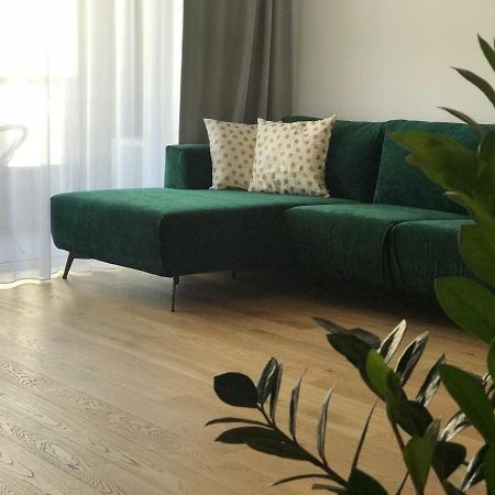 New Modern Urban Apartment Bratislava Extérieur photo
